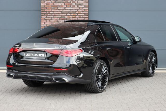 Mercedes-Benz E-KLASSE 400 e 4MATIC AMG Line | Hyperscreen | Distronic+ | Massage | Stoelventilatie | HUD | 3D-Display | Verwarmd Stuurwiel | Burmester | Vlakkenverwarming | Digital Light |