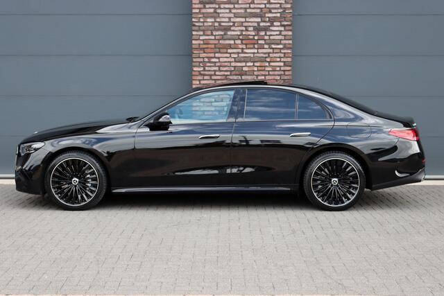 Mercedes-Benz E-KLASSE 400 e 4MATIC AMG Line | Hyperscreen | Distronic+ | Massage | Stoelventilatie | HUD | 3D-Display | Verwarmd Stuurwiel | Burmester | Vlakkenverwarming | Digital Light |