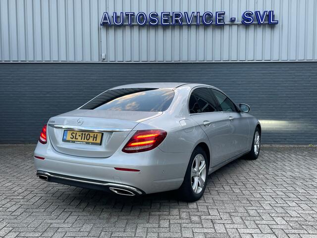 Mercedes-Benz E-KLASSE 200 Sedan, Trekhaak - Dodehoekassistent - achteruitrijcamera