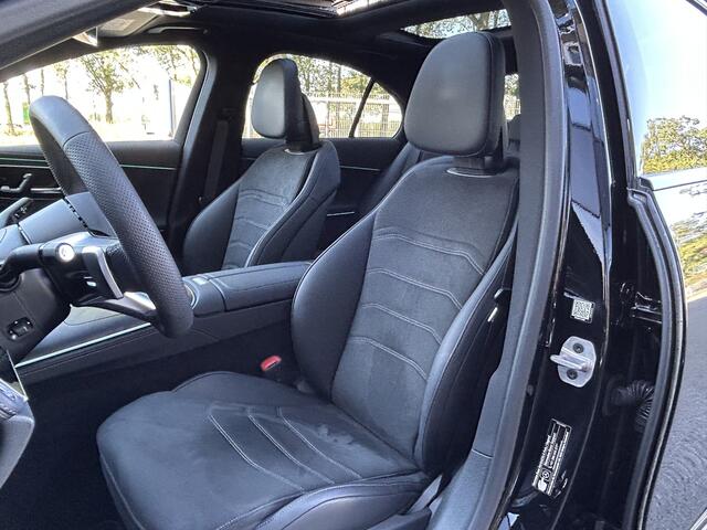 Mercedes-Benz E-KLASSE 300e Sport Edition AMG // Hyperscreen // Burmester 4D // Distronic // Panoramadak // Active Sfeerverlichting // Keyless Entry // Nightpakket // 20" LM