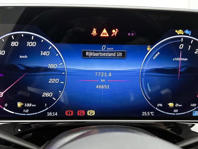 Mercedes-Benz E-KLASSE 300 e AMG Line | Panorama schuifdak | Stoelventilatie/- verwarming voor | Rijassistentiepakket plus Inclusief 24 maanden MB Certified garantie voor Europa.