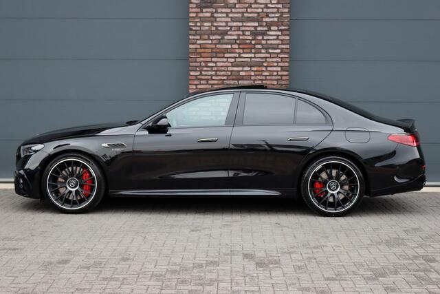 Mercedes-Benz E-KLASSE AMG 53 4MATIC+ Premium | 612pk | Hyperscreen | Achterasbesturing | Distronic+ | Burmester | HUD | Digital Light | Stoelventilatie | Surround Camera | Keyless Go | Soft-Close | Dynamic Plus-pakket |