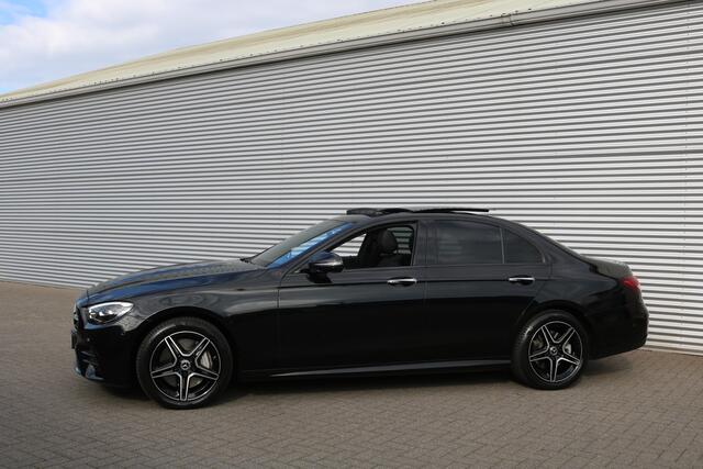 Mercedes-Benz E-KLASSE 300 de 4 Matic AMG Line AMG Nightpakket (28.130Km!! NAP!! 1e Eig!! Pano Sportleder/Memory/Ventilatie Carplay Distronic Burmester 360Camera Keyless PrivacyGlass)
