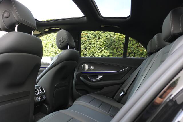 Mercedes-Benz E-KLASSE 300 de 4 Matic AMG Line AMG Nightpakket (28.130Km!! NAP!! 1e Eig!! Pano Sportleder/Memory/Ventilatie Carplay Distronic Burmester 360Camera Keyless PrivacyGlass)