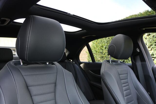 Mercedes-Benz E-KLASSE 300 de 4 Matic AMG Line AMG Nightpakket (28.130Km!! NAP!! 1e Eig!! Pano Sportleder/Memory/Ventilatie Carplay Distronic Burmester 360Camera Keyless PrivacyGlass)