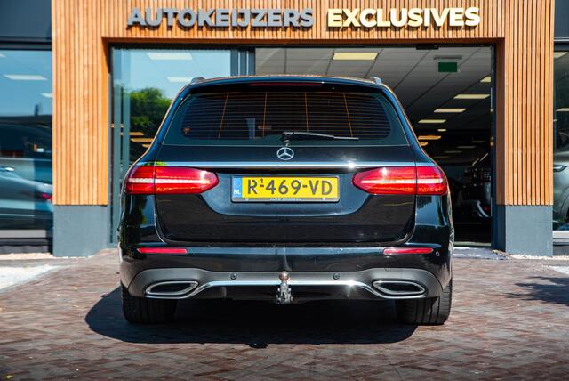 Mercedes-Benz E-estate 220 d Business Solution AMG Widescreen Ambeint Burmester Memory Leer Trekhaak