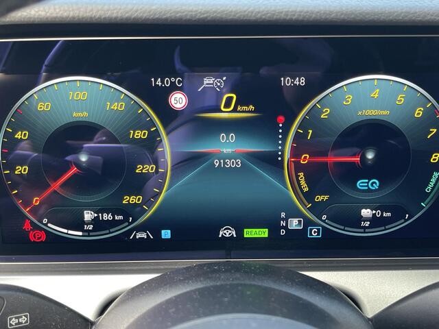 Mercedes-Benz E-estate 300 e Avantgarde 18"/Panoramadak/Burmester/Adaptieve cruise/Dodehoek/Stoelverwarming/Apple Carplay & Android Auto/Elektrische Klep/Head-up