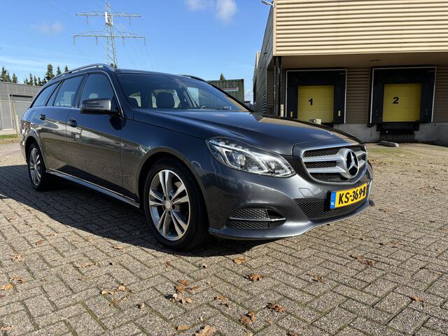 Mercedes-Benz E-estate 200 Prestige Elegance Automaat [ panoramadak,leer,fm navi,pdc,lmv ]