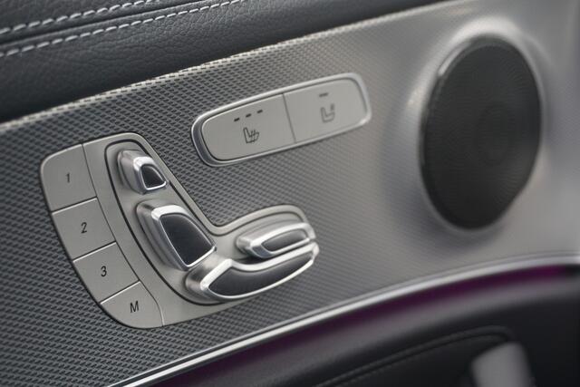 Mercedes-Benz E-estate 200 Premium Luxury l Panorama dak l Massage l Camera l Memorypakket l Stoelverwarming l Sfeerverlichting l Elek Trekhaak l l Elektrische achterklep l Led High Performance l Apple carplay l Dodehoekpakket I COMAND I DAB I Spiegelpakket I