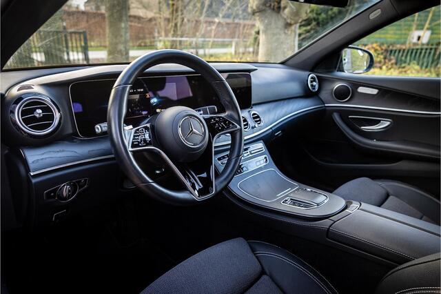 Mercedes-Benz E-estate 300 e AMG Line Schuifdak 360 Camera Trekhaak
