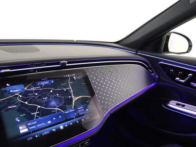 Mercedes-Benz E-estate 300 e AMG Plug-In Hybride Limited | Panorama Schuif-Kanteldak | AMG Styling | 20 Inch AMG Velgen | AGILITY CONTROL® | Inclusief 24 maanden Mercedes-Benz Certified garantie voor Europa.
