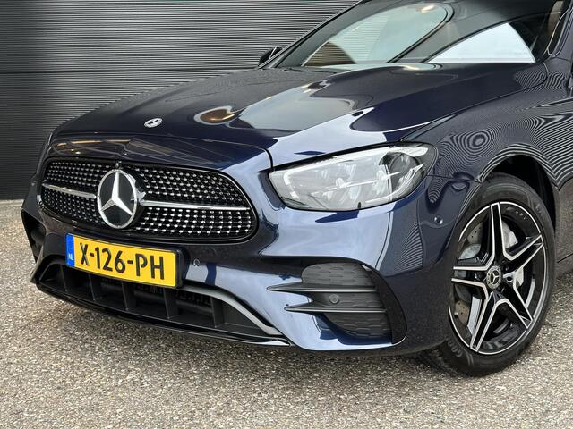 Mercedes-Benz E-estate 300e AMG | Premium + | Nightpakket | Panoramadak | 360° Camera | Head-up display | Sluitbekrachtiging | Memorystoelen Verwarmd | Trekhaak | Burmester | Showmodel sale
