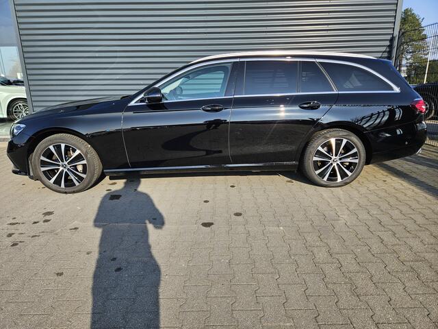 Mercedes-Benz E-estate 300 e Avantgarde Plug In Hybrid 320 pk PHEV | 360 Camera | Sportstoelen Memory | Widescreen Navi | Sfeerverlichting | Apple Carplay | DAB |