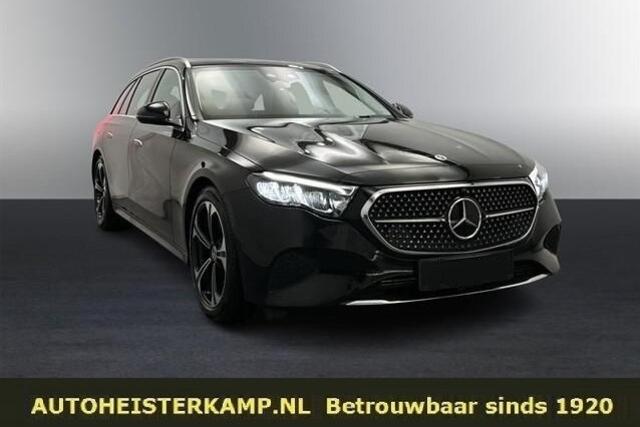 Mercedes-Benz E-estate 220 d Avantgarde Distronic Trekhaak Camera Stoelverwarming MBUX