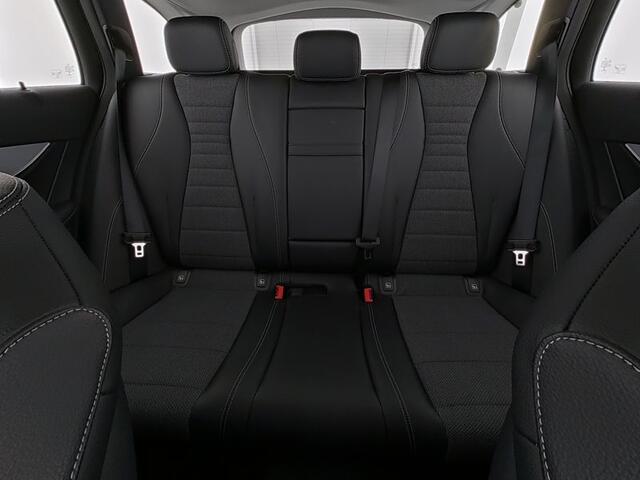 Mercedes-Benz E-estate 300 e Plug-In Hybride | Panorama Schuif-Kanteldak | Dodehoek Assist | 360° camera | Memory voorstoelen | Sfeerverlichting. Inclusief 24 maanden MB Certified garantie voor Europa.