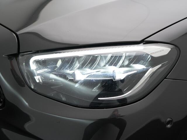 Mercedes-Benz E-estate 300 e AMG Plug In Hybrid PHEV | Trekhaak af Fabriek | Adaptive Cruise | Widescreen Navi | Apple Carplay | Camera | Lederen Sportstoelen Verwarmd