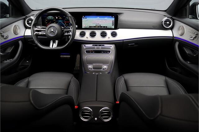 Mercedes-Benz E-estate 300 de 4MATIC Premium+ AMG Line Aut9 | Panoramadak | Distronic+ | Memory | Burmester | Trekhaak | Surround Camera | Keyless Go | Stoelverwarming | Sfeerverlichting | Rijassistentiepakket+ |