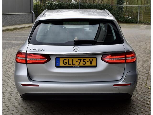 Mercedes-Benz E-estate 300 de Advantage Hybrid HUD/Adapt/Lane/Brake assist/Schuifdak 73000KM