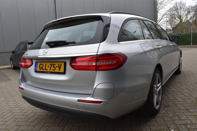 Mercedes-Benz E-estate 300 de Advantage Hybrid HUD/Adapt/Lane/Brake assist/Schuifdak 73000KM
