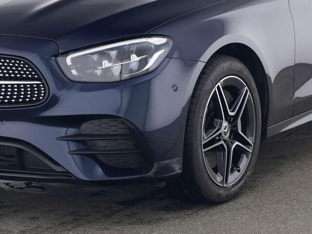 Mercedes-Benz E-estate 300 e AMG Plug-In Hybride AMG Line | Night Pakket | Trekhaak | Schuif-Kanteldak | Memory voorstoelen | Sfeerverlichting. Inclusief 24 maanden MB Certified garantie voor Europa.