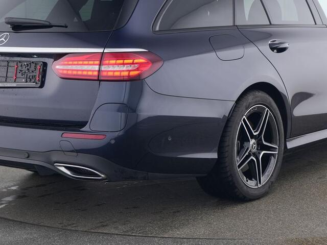 Mercedes-Benz E-estate 300 e AMG Plug-In Hybride AMG Line | Night Pakket | Trekhaak | Schuif-Kanteldak | Memory voorstoelen | Sfeerverlichting. Inclusief 24 maanden MB Certified garantie voor Europa.