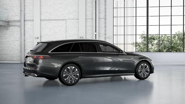 Mercedes-Benz E-estate 300 e Luxury Line | Rijassistentiepakket Plus | Trekhaak | Parkeerpakket met 360°-camera | Memorypakket | Winter pakket | Antidiefstalpakket URBAN GUARD PLUS | Burmester® 4D surround sound system |
