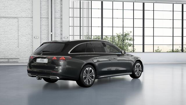 Mercedes-Benz E-estate 300 e Luxury Line | Rijassistentiepakket Plus | Trekhaak | Parkeerpakket met 360°-camera | Memorypakket | Winter pakket | Antidiefstalpakket URBAN GUARD PLUS | Burmester® 4D surround sound system |