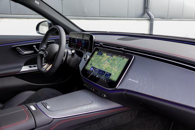 Mercedes-Benz E-estate AMG 53 4MATIC+ *Burmester / Panorama / Surround-view / Memory / Elektr. trekhaak*