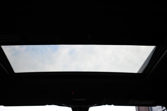Mercedes-Benz E-estate 200 El-dak 19inch-AMG Alarm4 LED