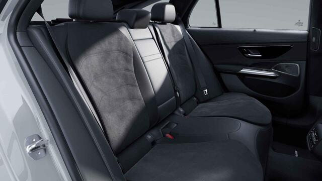 Mercedes-Benz E-estate 300 e AMG Line | Premium plus | Superscreen | Rij assistentiepakket | Superscreen | Night pakket |