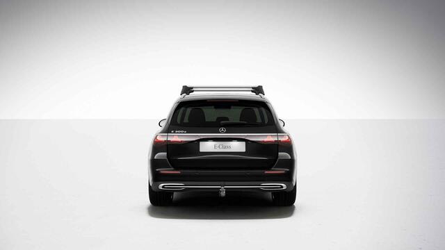 Mercedes-Benz E-estate 300 e Exclusive Line | Leder | Stoelkoeling | Stuurverwarming | Trekhaak | Panoramadak |