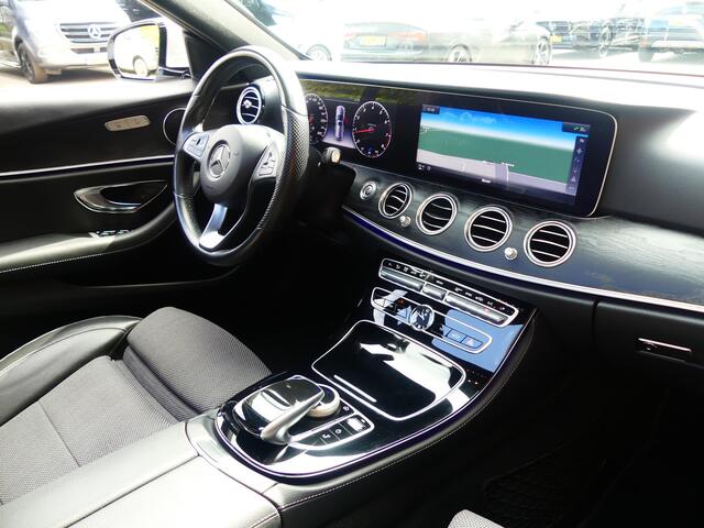 Mercedes-Benz E-estate 200 Ambition / Panoramadak / 20 inch