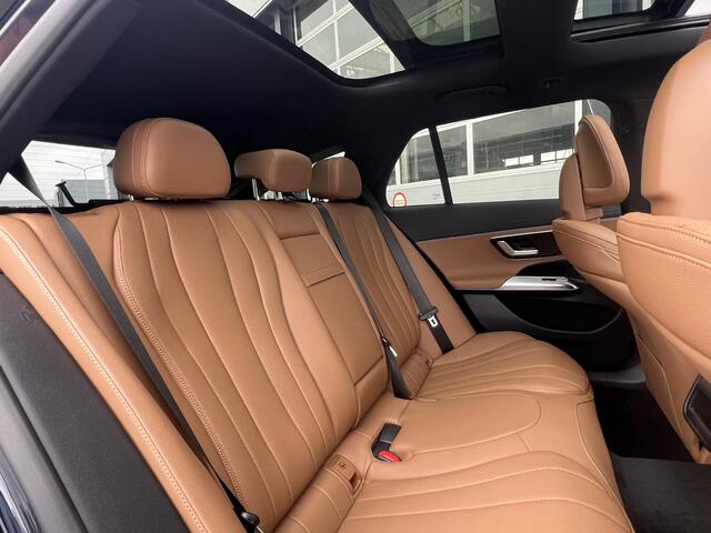 Mercedes-Benz E-estate 300 e Sport Edition | AMG Line | Bruin Interieur | Night Pakket | Winter Pakket | Panoramadak | Trekhaak | 360° Camera | DISTRONIC Afstandsassistent | Dodehoekassistent | Elektrisch Verstelbare Stoelen + Memory | Stuurverwarming