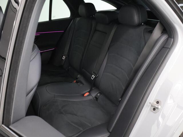 Mercedes-Benz E-estate 300 e AMG Line | Superscreen | AMG | Night pakket | Memory |