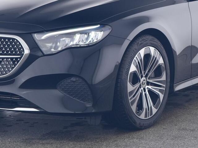 Mercedes-Benz E-estate 300 e Plug-In Hybride Distronic | Stoele ne Stuurverwarming | Ledkoplampen | Achteruitrijcamera | Apple CarPlay. Inclusief 24 maanden MB Certified garantie voor Europa.