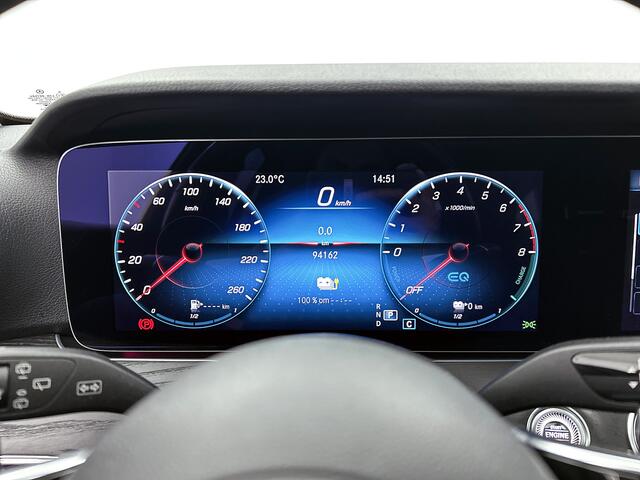 Mercedes-Benz E-estate 300 e Business Solution AMG | Panoramadak | Wide screen | Navigatie | Elect. bedinebare voor stoelen met geheugen | Parking support met camera achter | Inclusief 24 maanden Mercedes-Benz Certified garantie voor Europa.