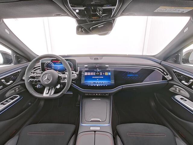 Mercedes-Benz E-estate Mercedes-AMG 53 4MATIC+ AMG DYNAMIC PLUS Pakket | 21 Inch AMG Velgen | Panorama Schuif-Kanteldak | AMG Driver's Package | Trekhaak | Burmester® . Inclusief 48 maanden MB Certified garantie voor Europa.