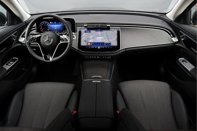 Mercedes-Benz E-estate 300 e Luxury Line Aut9 | Distronic Pro | Keyless Go | Camera | Dodehoekassistent | High Perf. LED | Zitcomfortpakket |