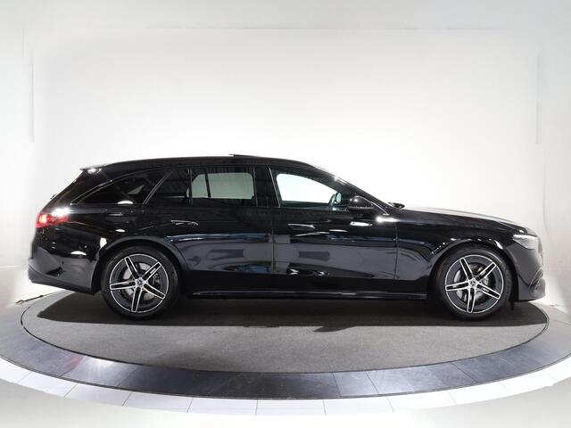 Mercedes-Benz E-estate 300 e AMG Line | Night | Panoramadak | Rij assistentie pakket plus | Trekhaak | Night pakket |