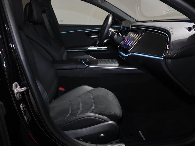 Mercedes-Benz E-estate 300 e AMG Line | Night | Panoramadak | Rij assistentie pakket plus | Trekhaak | Night pakket |