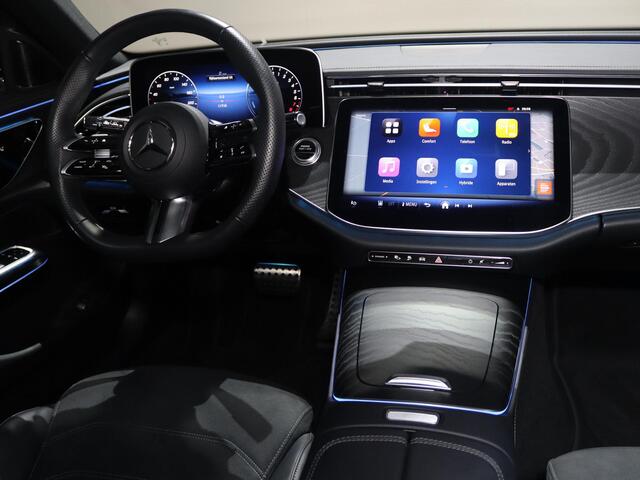 Mercedes-Benz E-estate 300 e AMG Line | Night | Panoramadak | Rij assistentie pakket plus | Trekhaak | Night pakket |