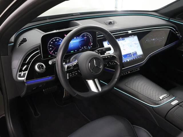 Mercedes-Benz E-estate 300 e Exclusive Line | Panoramadak | Night | Verlichte grill | Burmester | Hyperscreen | Trekhaak |