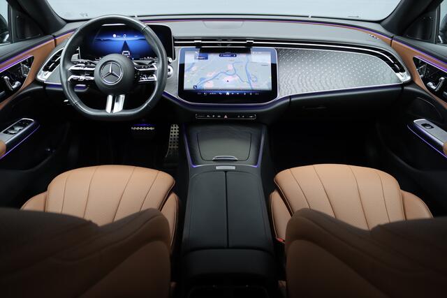 Mercedes-Benz E-estate 300 e AMG Line Aut9 | Distronic | Trekhaak | Digital Light | Verwarmd Stuurwiel | | Keyless Go | Leder | Surround Camera | Nightpakket | Achterbank Verwarmd |