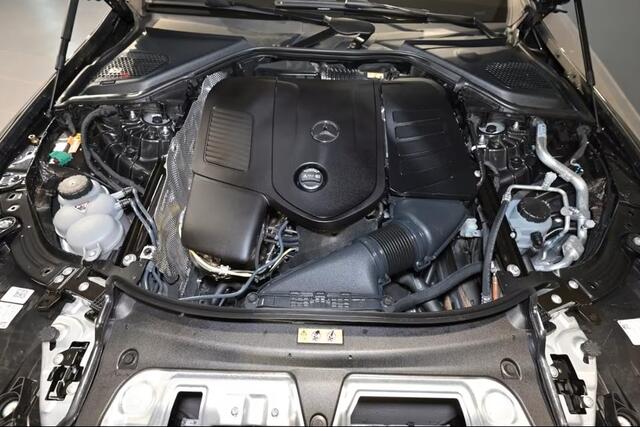 Mercedes-Benz E-estate 300e AVANTGARDE ** LED, TREKH, DISTR, SPIEGEL, KEYLESS, AMBIENTE ** 1e EIG - ¤ 23.500,= onder NP - UNFALLFREI ** ** INFORMEER OOK NAAR ONZE AANTREKKELIJKE FINANCIAL-LEASE TARIEVEN **