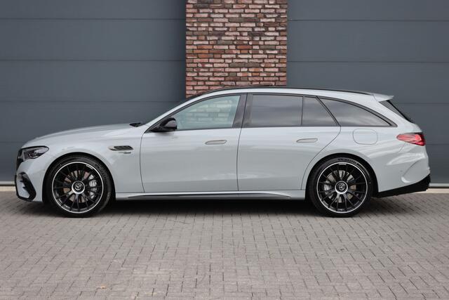 Mercedes-Benz E-estate AMG 53 4MATIC+ | 585pk | MBUX Hyperscreen | Achterasbesturing | Distronic | Memory | Burmester | Digital Light | Trekhaak | Surround Camera | Verwarmd Stuurwiel | AMG-Nightpakket | Augmented Reality |