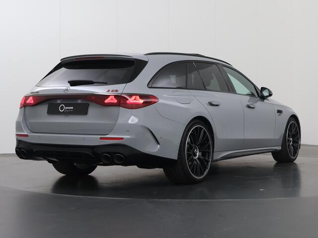 Mercedes-Benz E-estate AMG 53 4MATIC+ | Head-up-Display | Superscreen | Massage | Nightpakket 1 en 2 | Trekhaak | Winter pakket | Rij assistentie pakket |