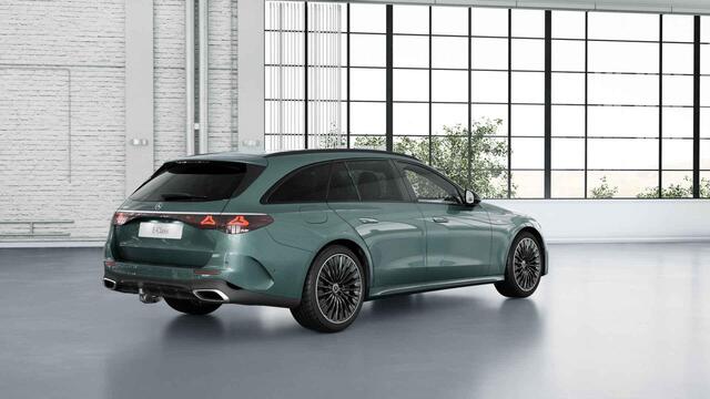 Mercedes-Benz E-estate 300 e AMG Line | Panoramadak | Trekhaak | Memory | Head up display | Night pakket |