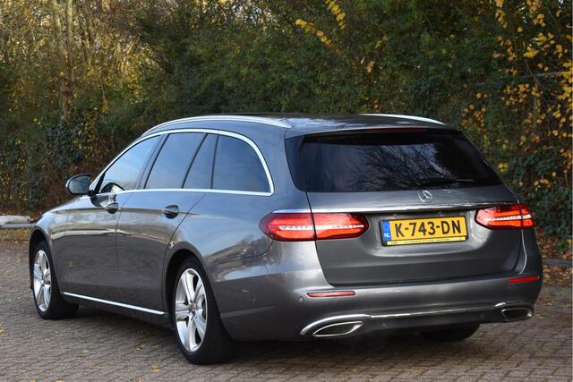 Mercedes-Benz E-estate 250 Business | Elekt.trekhaak | Luchtvering | Open dak | Carplay | 360 gr.camera | Widescreen | Sfeerverlichting | Xenon/LED