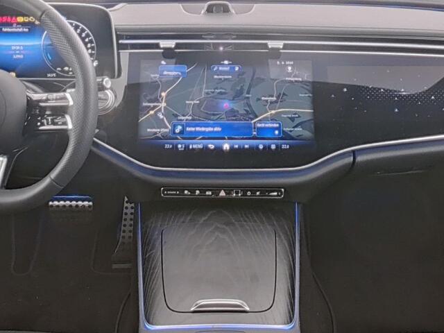 Mercedes-Benz E-estate 300 e AMG Plug-In Hybride AMG Line | Night Pakket | MBUX Superscreen | Panorama Schuif-Kanteldak | Head-up-Display | Trekhaak | Distronic. Inclusief 24 maanden MB Certified garantie voor Europa.