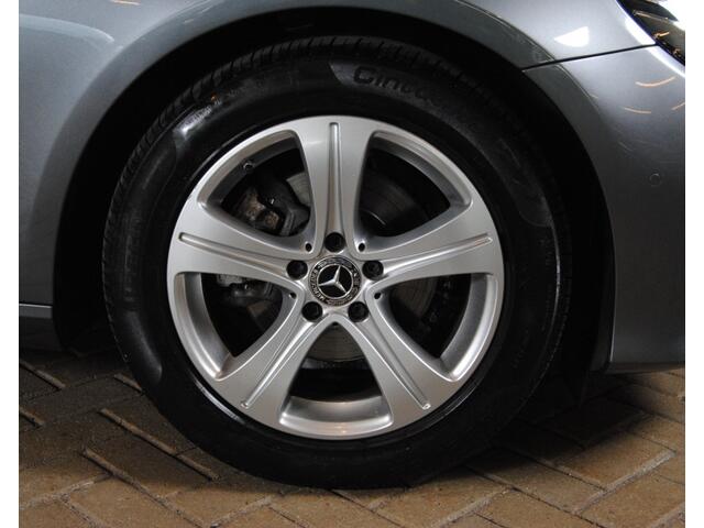 Mercedes-Benz E-estate 220 d Premium Plus